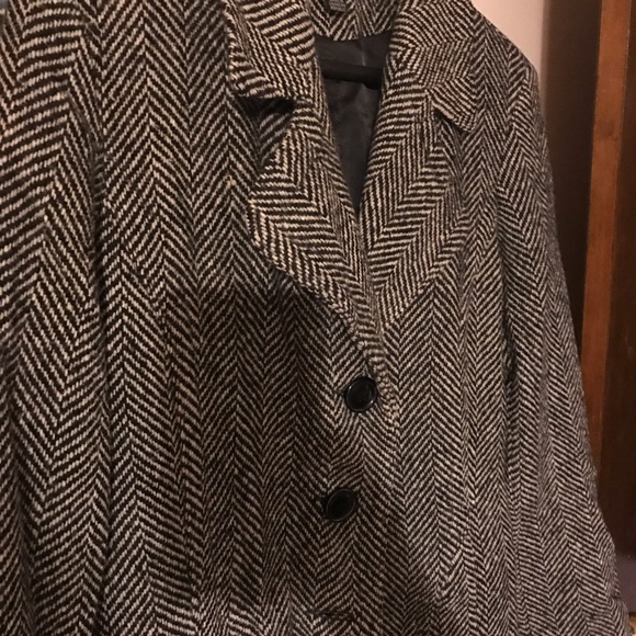 Wool coat - Picture 2 of 8